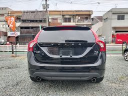 
ボルボV60 T6 AWD 4WD 2013年モデル full									