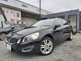 ボルボV60 T6 AWD 4WD 2013年モデル