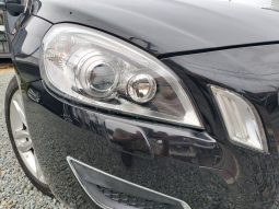 
ボルボV60 T6 AWD 4WD 2013年モデル full									