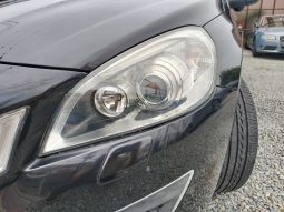 
ボルボV60 T6 AWD 4WD 2013年モデル full									