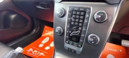 
ボルボ V40-T3-SE full									