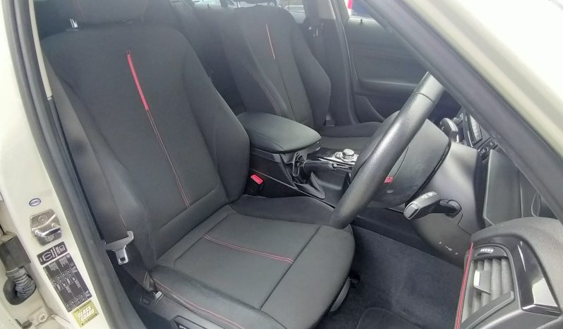 
BMW120iスポーツ full									