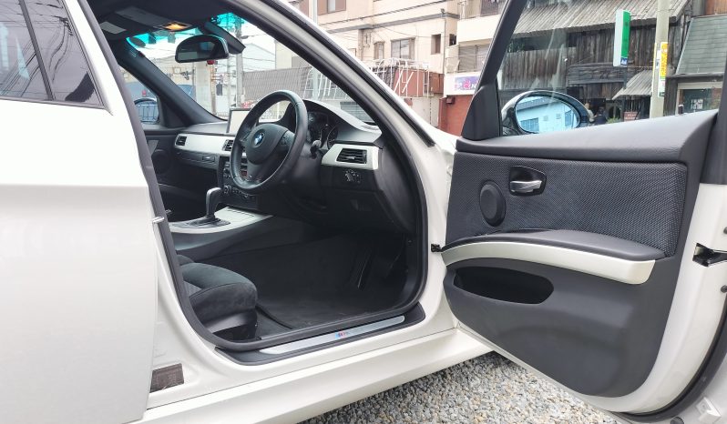 
BMW 323iスポーツ full									