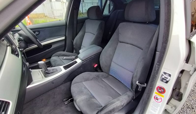 
BMW 323iスポーツ full									