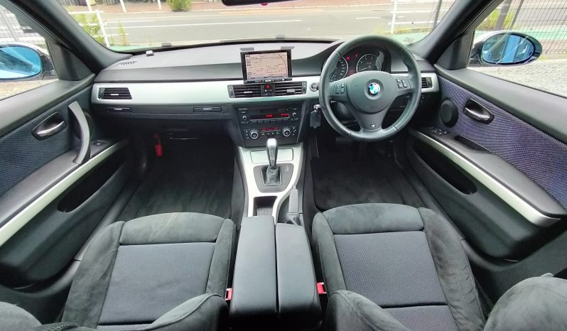 
BMW 323iスポーツ full									